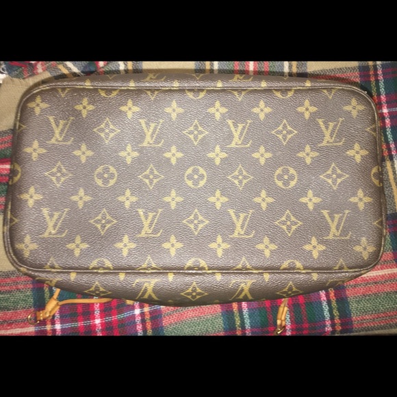 📍SOLD📍 - Picture 4 of 8